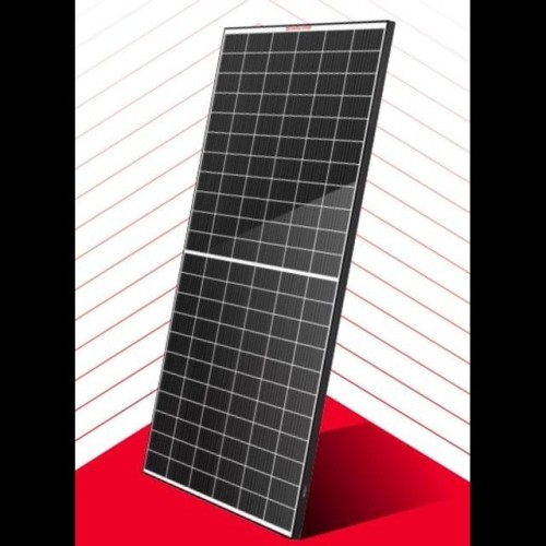 Przejdź do produktu Panel fotowoltaiczny Swiss Solar IBEX 132MHC-EiGER 500